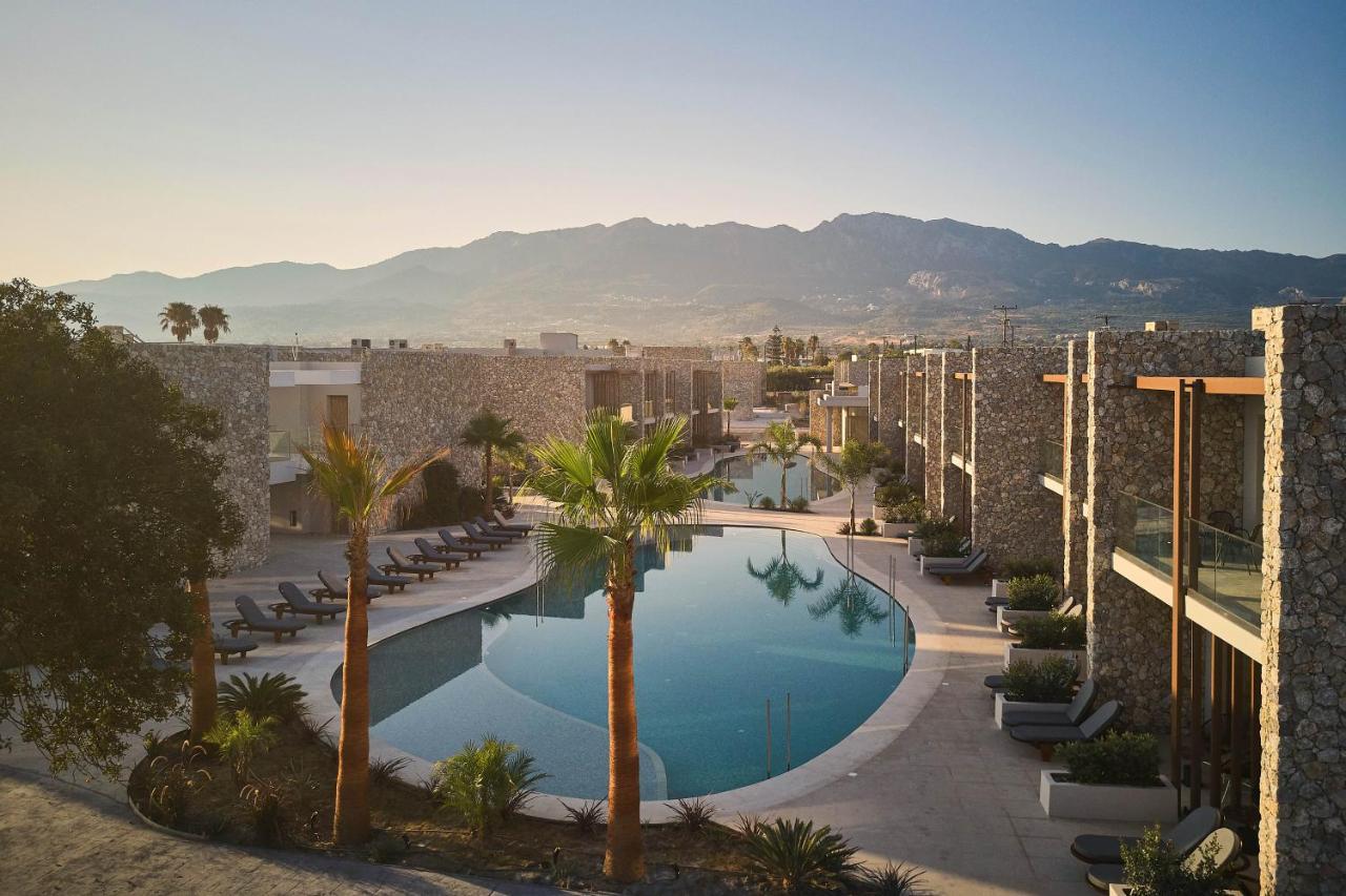 Utopia Blu 4*