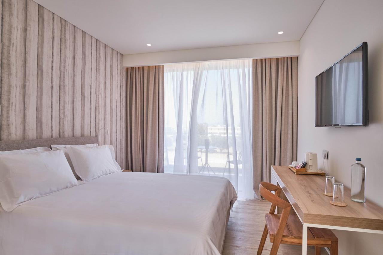 Utopia Blu 4*