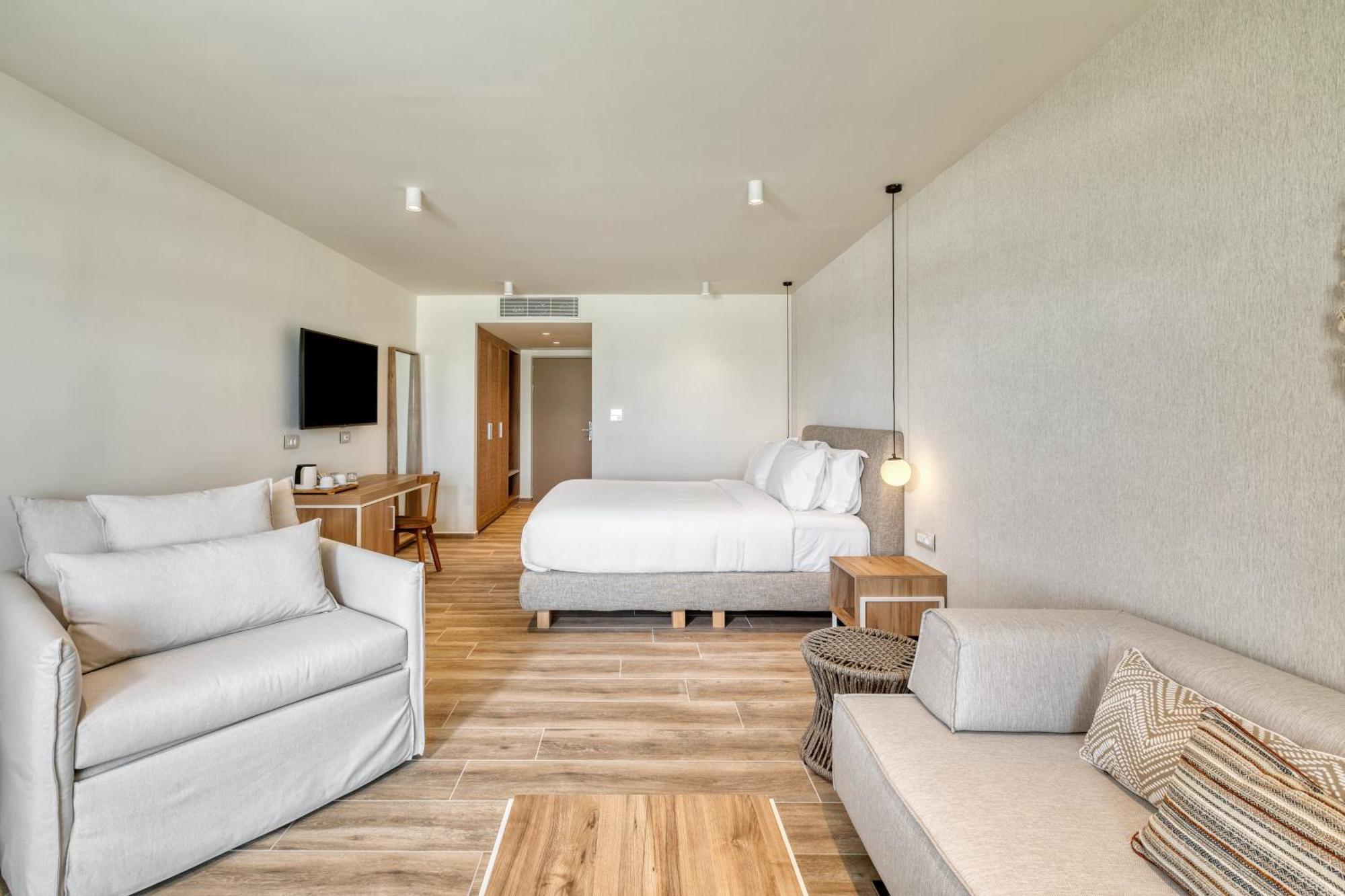 Utopia Blu Hotel 4*